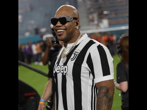 Flo Rida feat. Robin Thicke - I don&#39;t like it, I love it - LYRICS - YouTube 