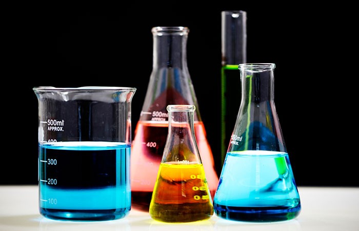 Chemicals Present In Cosmetics May Be Harmful For Women S Hormones Study