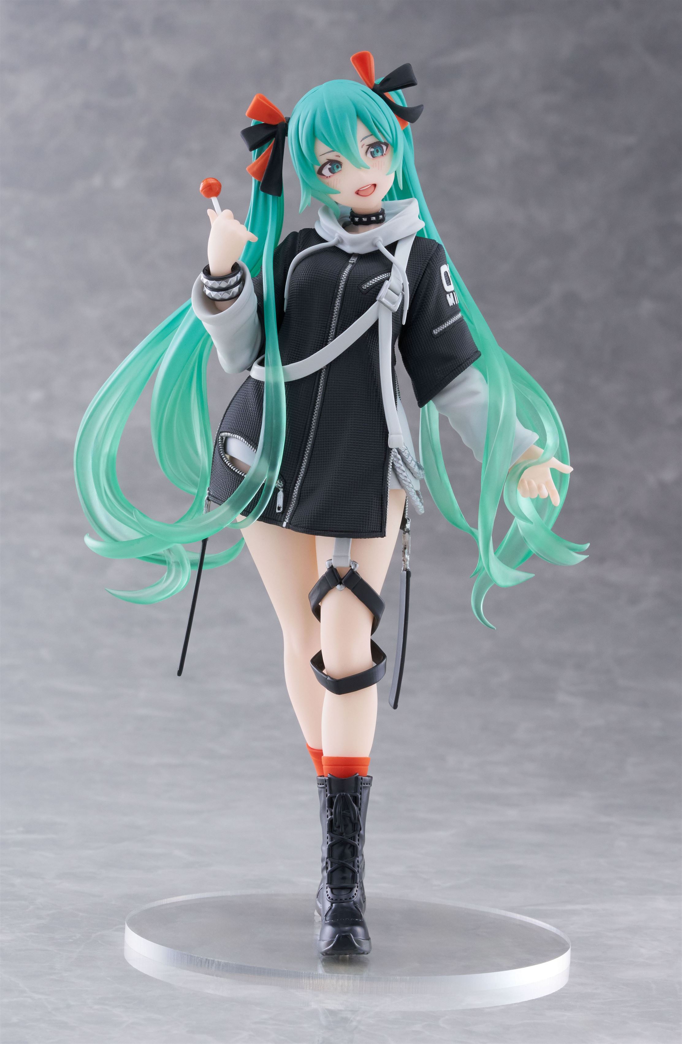hatsune miku figure